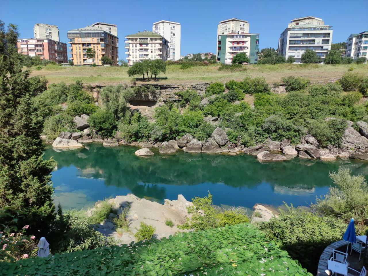Hotel Ambasador Podgorica Exterior photo
